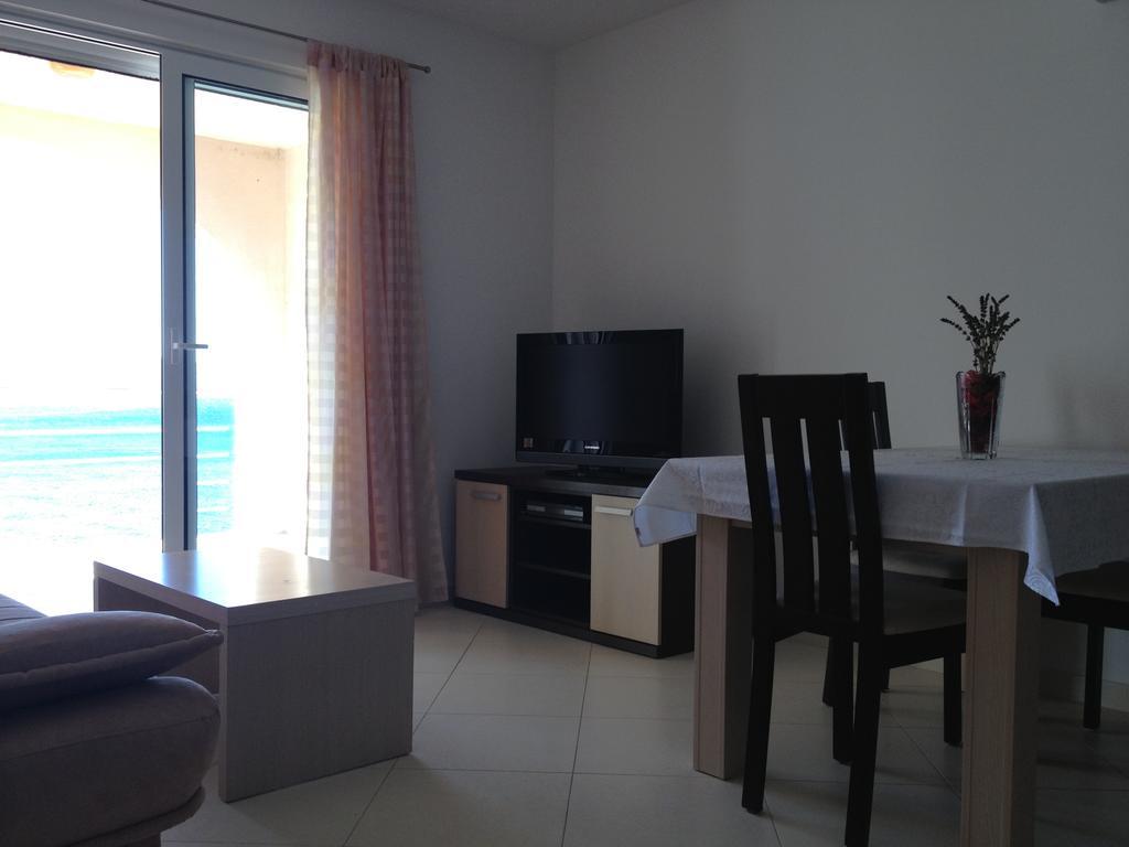 Apartments Villa Amalia Omiš Rom bilde