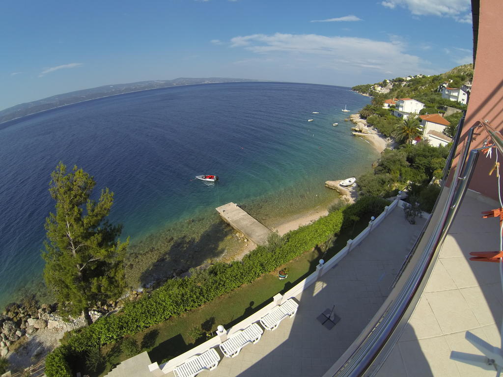 Apartments Villa Amalia Omiš Eksteriør bilde