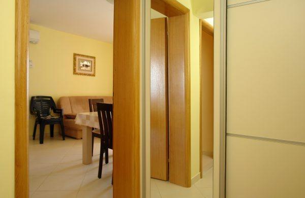 Apartments Villa Amalia Omiš Rom bilde