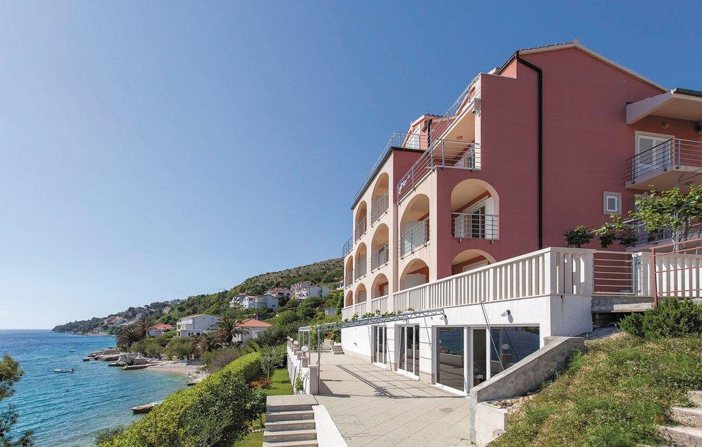 Apartments Villa Amalia Omiš Eksteriør bilde